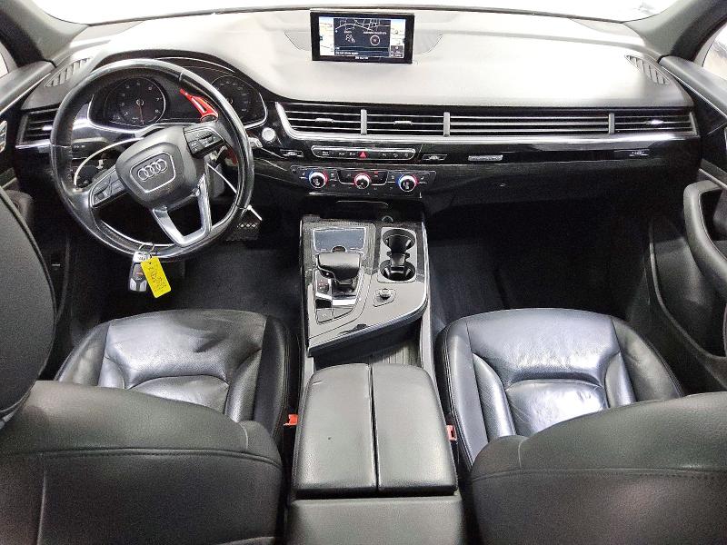 2017 Audi Q7 VIN WA1LHAF70HD044594 COPART salvage auction — MECHANICAL, AZ - CERTIFICATE OF TITLE, sold $1,750 on 2026-07-02 (photo 8)