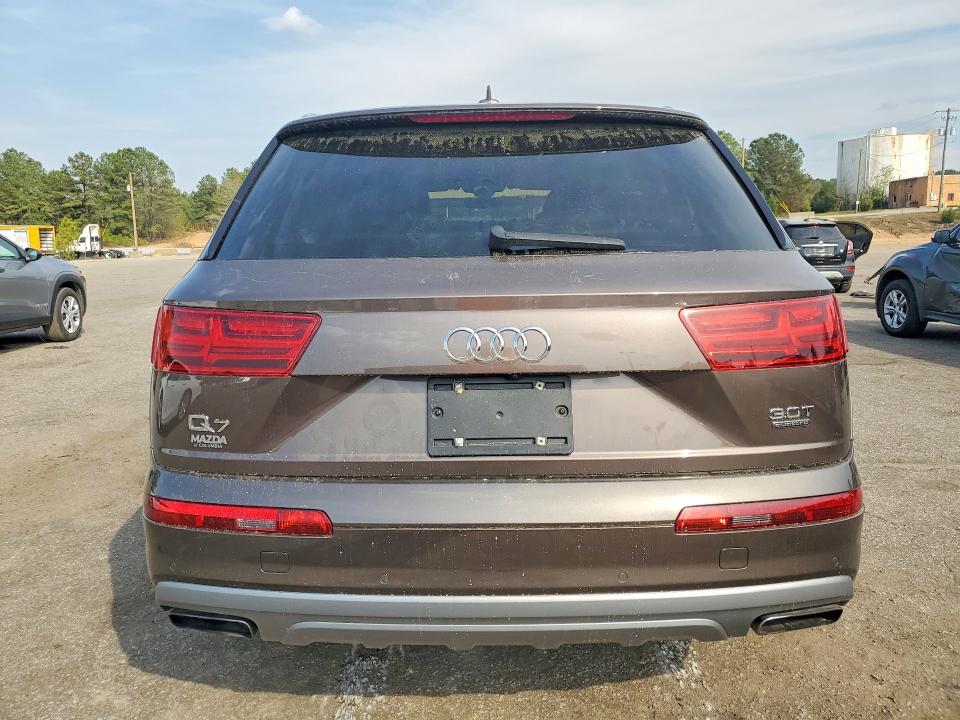 2017 Audi Q7 VIN WA1VABF78HD008929 COPART salvage auction — FRONT END, Sc - Cert Of Title-Salvage, sold $4,150 on 2026-07-10 (photo 6)
