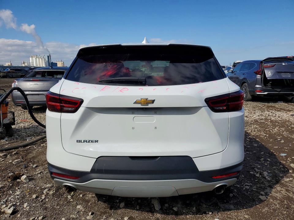 2024 Chevrolet Blazer VIN 3GNKBCR48RS205556 COPART salvage auction — HAIL, Il - Salvage Certificate, sold $11,900 on 2026-08-17 (photo 6)