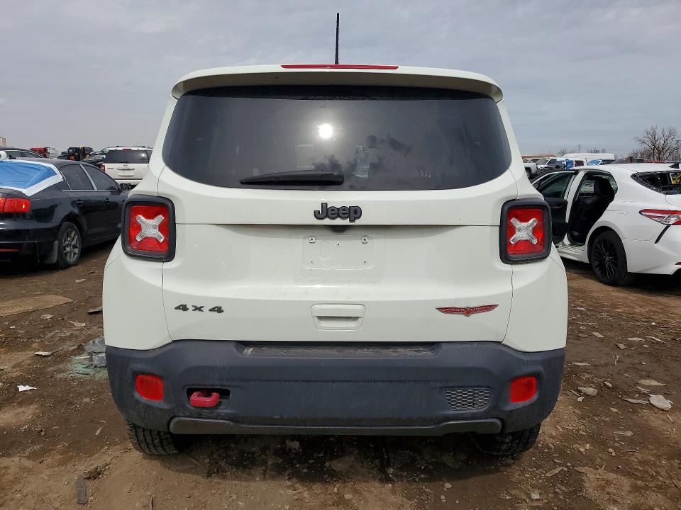 2022 Jeep Renegade VIN ZACNJDC1XNPN79964 COPART salvage auction — FRONT END, IL - SALVAGE CERTIFICATE, sold $2,300 on 2026-07-03 (photo 6)