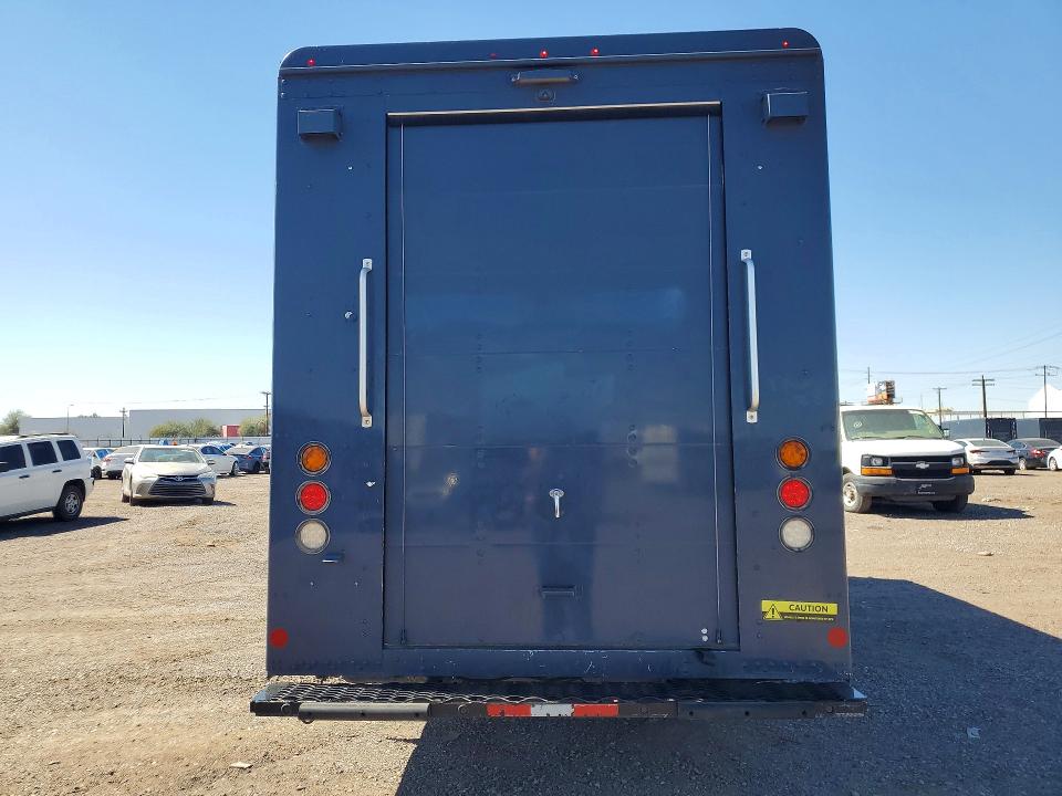 2020 Freightliner Mt45 VIN 4UZAC2EA8LCMK2959 COPART salvage auction — MINOR DENT/SCRATCHES, AZ - CERTIFICATE OF TITLE, sold $17,900 on 2026-09-29 (photo 6)