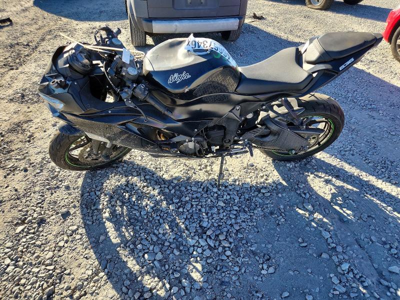 2019 Kawasaki Zx VIN JKBZXJH13KA001362 COPART salvage auction — SIDE, Salvage Title, sold $2,750 on 2026-07-23 (photo 3)