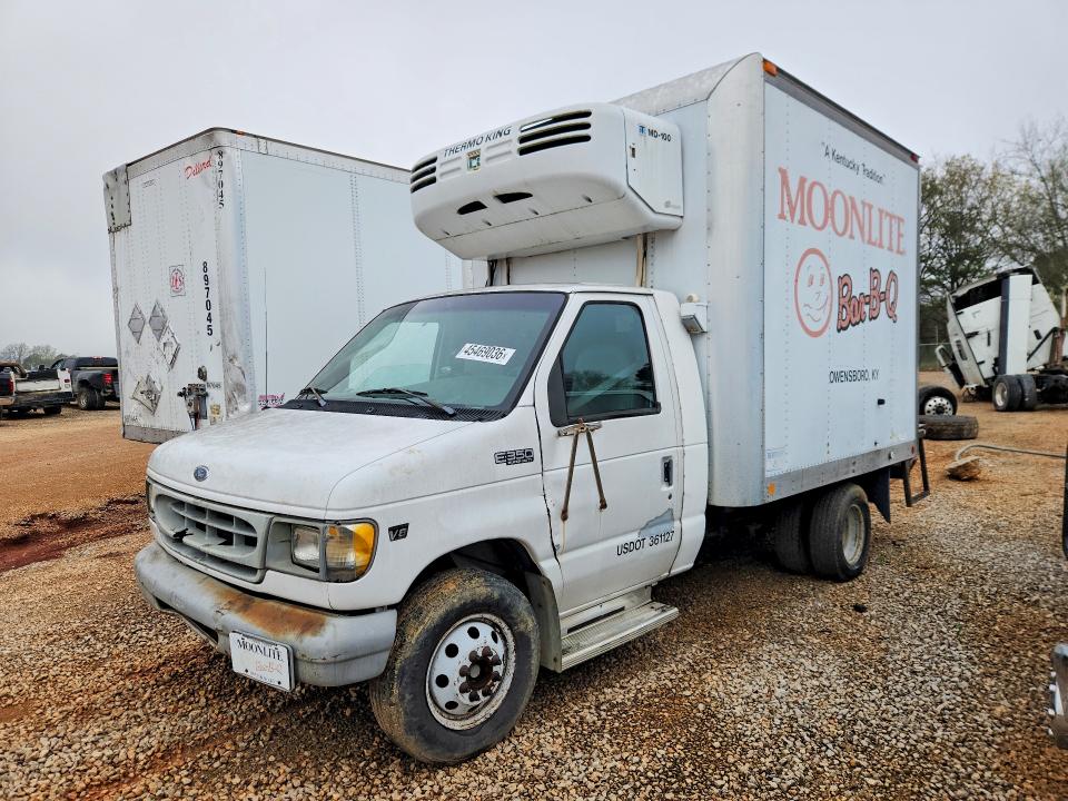 1999 Ford Econoline e350 VIN 1FDWE37F1XHC25459 COPART salvage auction — FRONT END, Ky - Cert Of Title-Salvage, sold $400 on 2026-07-08 (photo 1)