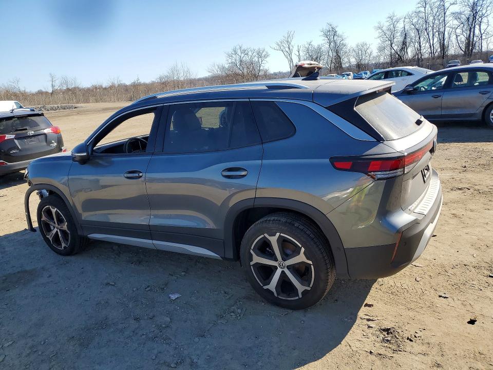 2025 Volkswagen Tiguan VIN 3VVMR7RM2SM012044 COPART salvage auction — FRONT END, Id - Salvage Certificate Of Title, sold $9,200 on 2026-07-02 (photo 2)