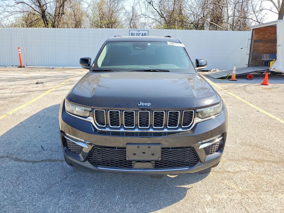 2022 Jeep Grand cherokee VIN 1C4RJYB60N8758322 COPART salvage auction — MINOR DENT/SCRATCHES, Mo - Certificate Of Title, sold $18,800 on 2026-07-09 (photo 5)