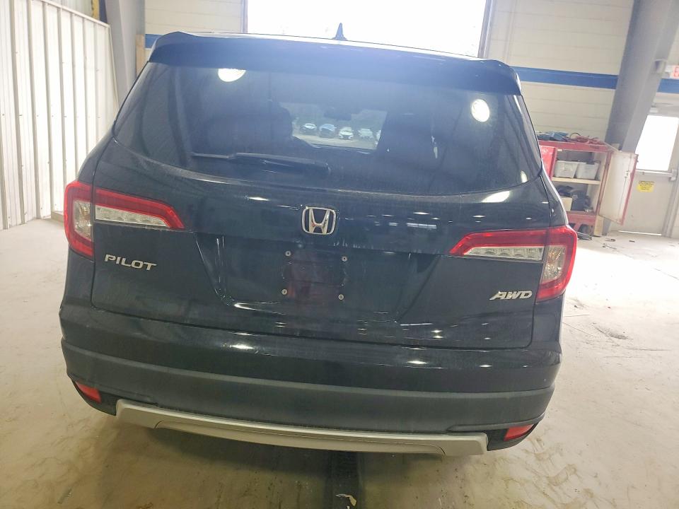 2020 Honda VIN 5FNYF6H31LB045232 COPART salvage auction — INTERIOR BURN, Va - Cert Of Title - Salvage, sold $10,500 on 2026-07-02 (photo 6)