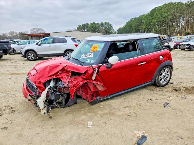 2011 Mini Cooper VIN WMWSV3C53BTY23121 COPART salvage auction — FRONT END, Md - Cert Of Salvage > 75% Damage, sold $325 on 2026-07-14 (photo 1)