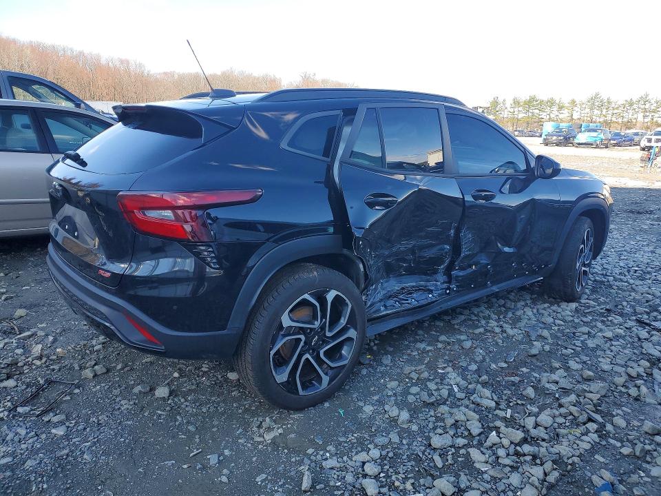 2024 Chevrolet Trax VIN KL77LJE20RC092628 COPART salvage auction — SIDE, Nj - Cert Of Title-Salvage, sold $8,200 on 2026-07-20 (photo 3)