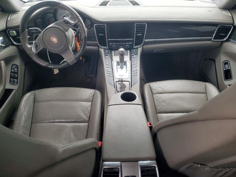 2010 Porsche Panamera VIN WP0AB2A7XAL063662 COPART salvage auction — REAR END, Mo - Salvage Certificate Of Title, sold $2,450 on 2026-08-11 (photo 8)