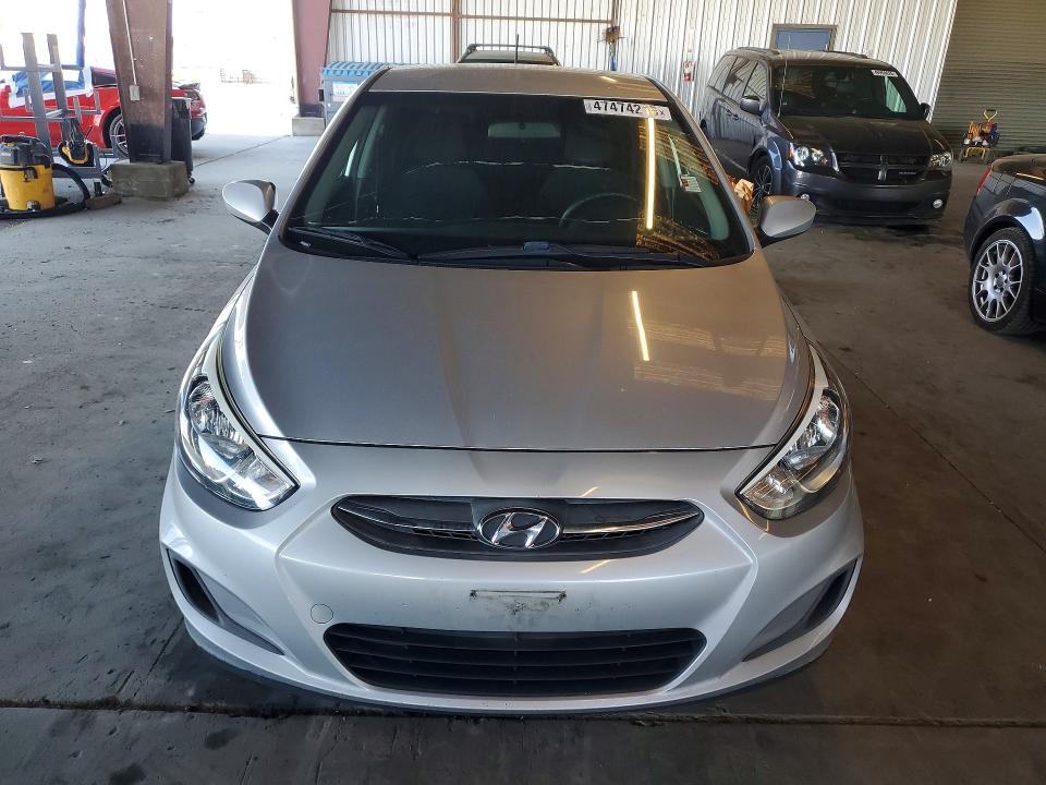 2017 Hyundai Accent VIN KMHCT5AE7HU325904 COPART salvage auction — MINOR DENT/SCRATCHES, Ca - Dis/Dlr/Exp Only Clean Title, sold $675 on 2026-07-30 (photo 5)