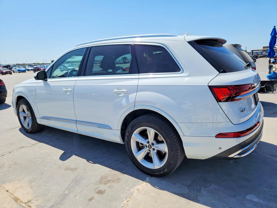 2021 Audi Q7 VIN WA1AXAF72MD016963 COPART salvage auction — NORMAL WEAR, La - Dealer Only Clean Title (P), sold $15,000 on 2026-08-07 (photo 2)