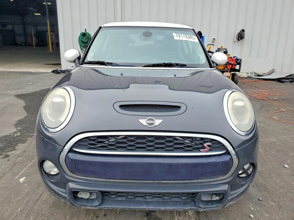 2015 Mini Cooper VIN WMWXP7C51F2A35511 COPART salvage auction — REAR END, Fl - Cert Of Title Slvg Rebuildable, sold $1,500 on 2026-08-03 (photo 5)