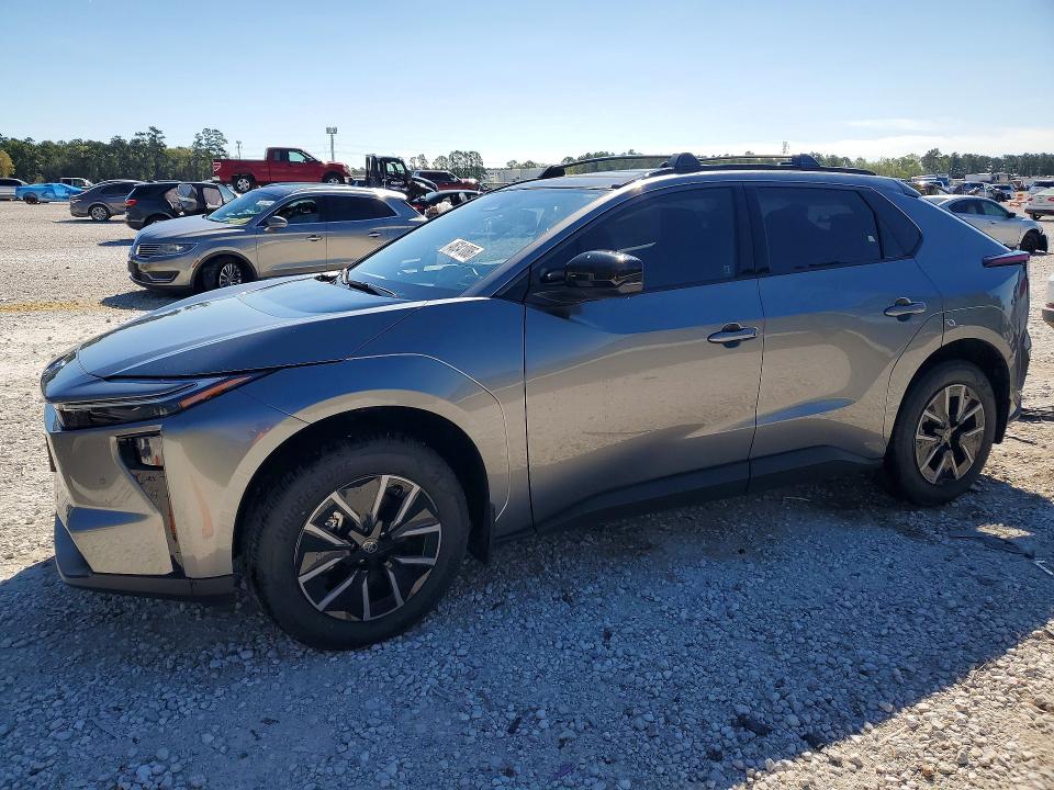 2026 Toyota Bz VIN JTMBCAEB0TA004015 COPART salvage auction — SIDE, Tx - Certificate Of Title, sold $11,000 on 2026-07-07 (photo 1)