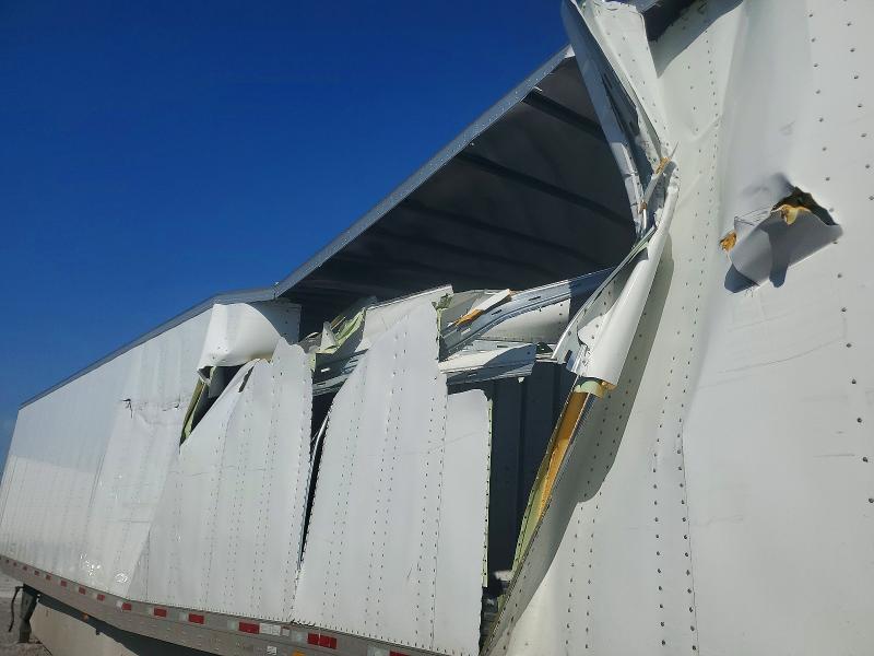 2022 Utility trailer manufacture Utility tr VIN 1UYVS2539N3417946 COPART salvage auction — ROOF, TN - SALVAGE CERTIFICATE, sold $525 on 2026-07-16 (photo 9)