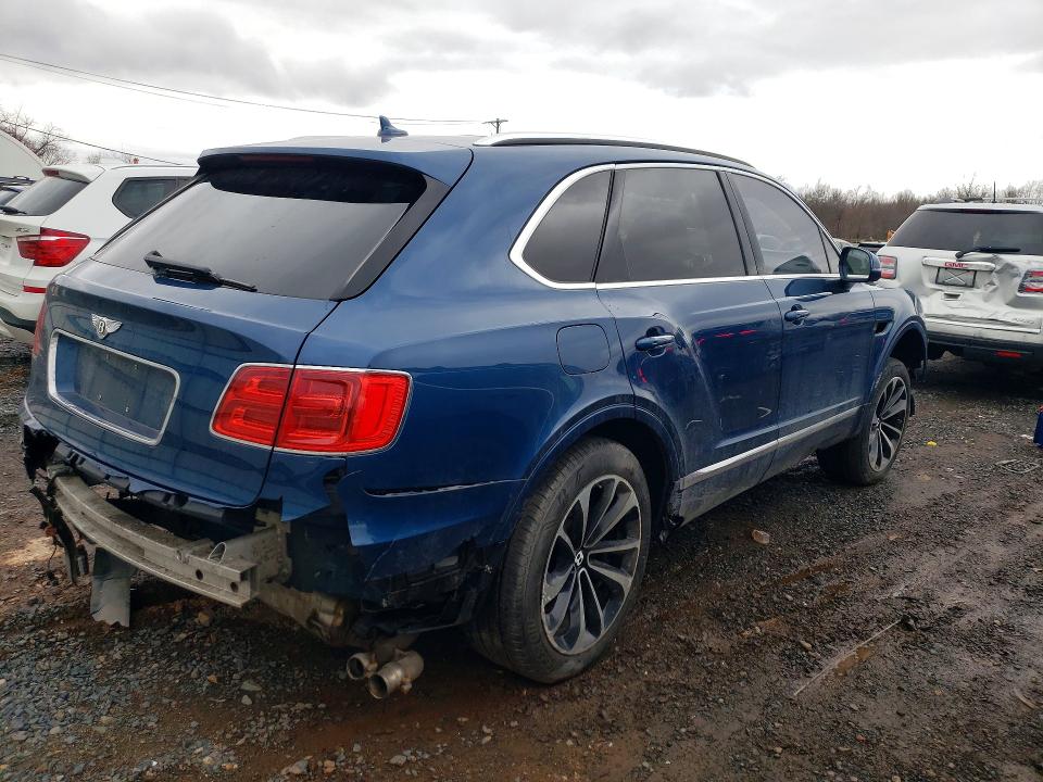 2017 Bentley Bentayga VIN SJAAC2ZVXHC014876 COPART salvage auction — FRONT END, Nj - Cert Of Title-Salvage, sold $28,250 on 2026-07-31 (photo 3)