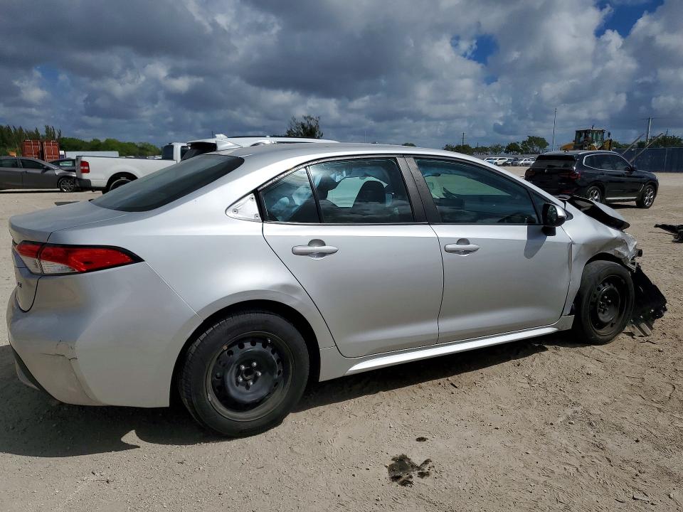 2022 Toyota Corolla VIN 5YFEPMAE4NP338632 COPART salvage auction — FRONT END, Fl - Certificate Of Destruction, sold $2,950 on 2026-07-13 (photo 3)