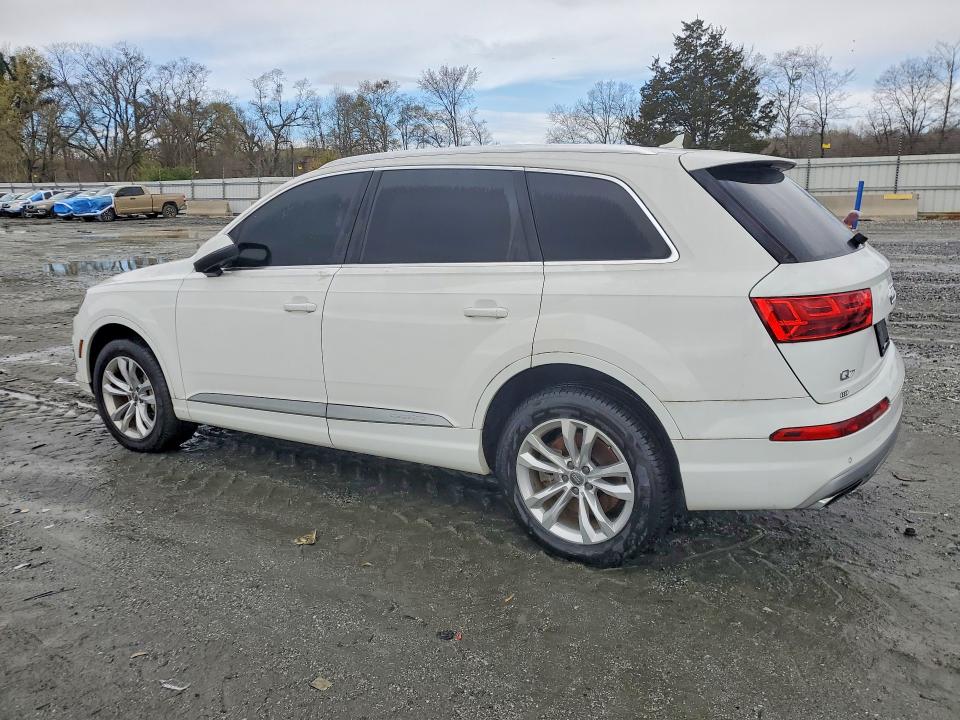 2018 Audi Q7 VIN WA1LAAF7XJD034262 COPART salvage auction — BURN, Sc - Certificate Of Title, sold $5,000 on 2026-07-17 (photo 2)