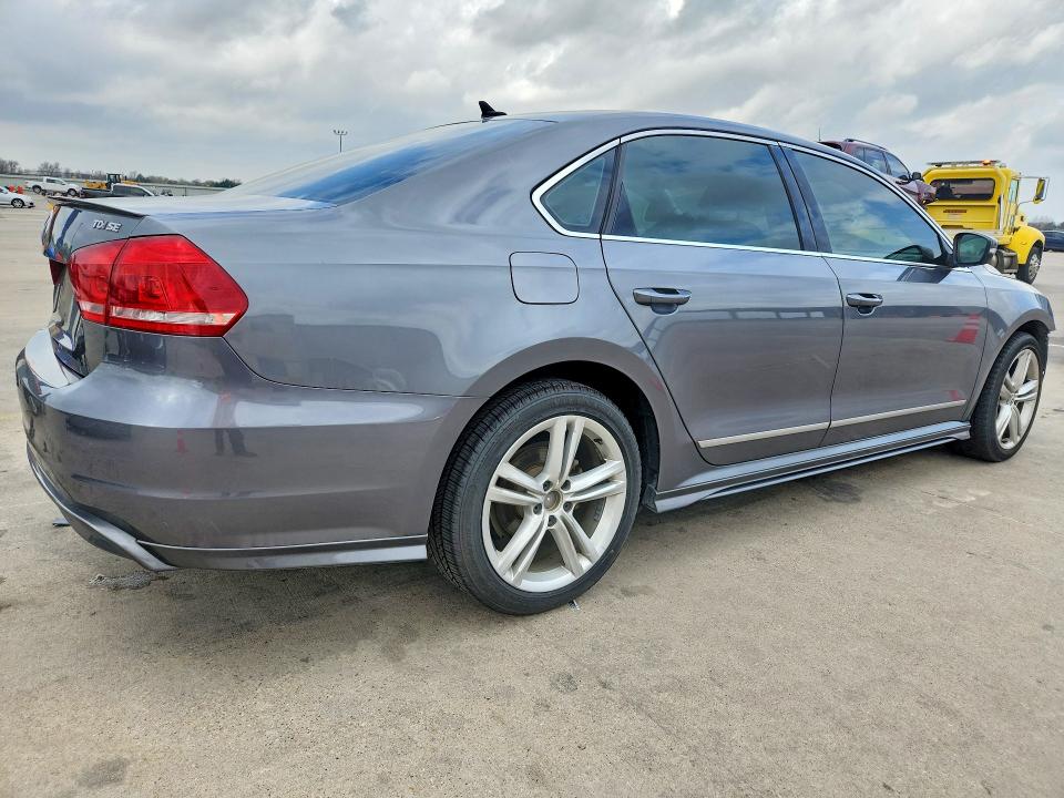 2015 Volkswagen Passat VIN 1VWBV7A32FC089893 COPART salvage auction — FRONT END, Tx - Salvage Vehicle Title, sold $550 on 2026-07-02 (photo 3)