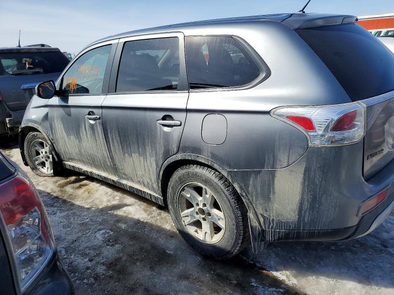 2015 Mitsubishi Outlander VIN JA4AZ2A35FZ600607 COPART salvage auction — FRONT END, Qc - Gravement Accidente, sold $1,250 on 2026-07-07 (photo 2)