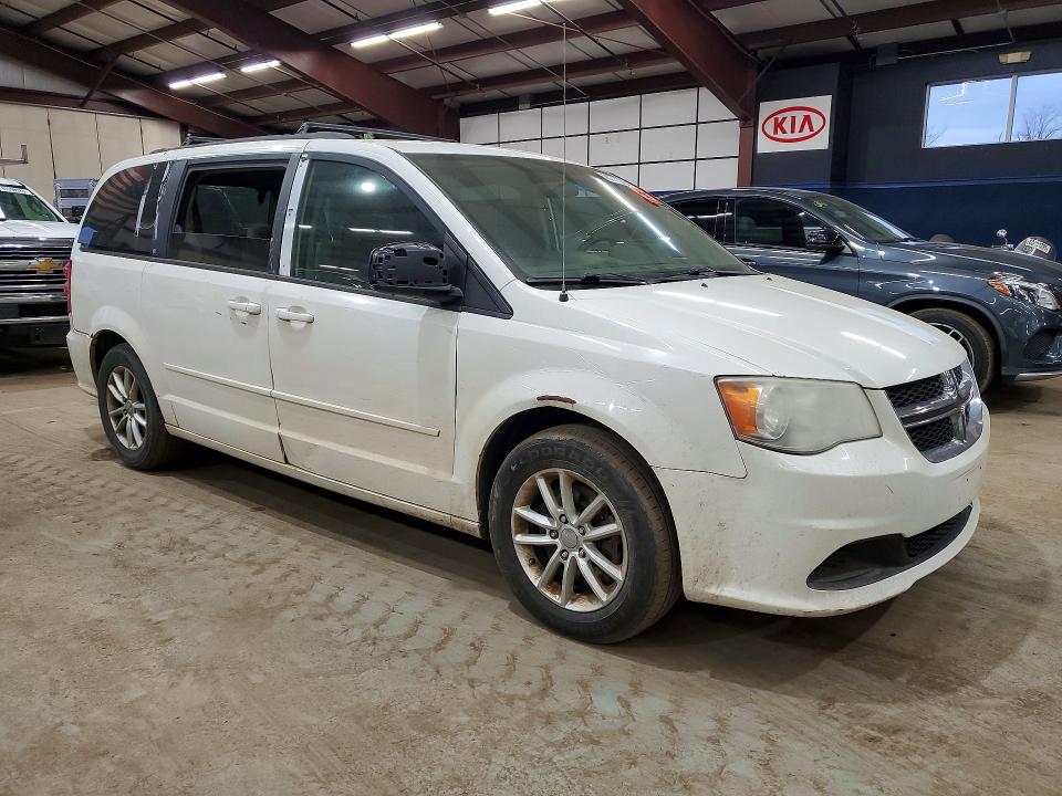 2013 Dodge Grand caravan VIN 2C4RDGCG7DR683713 COPART salvage auction — MINOR DENT/SCRATCHES, Vt - Certificate Of Title, sold $500 on 2026-07-09 (photo 4)