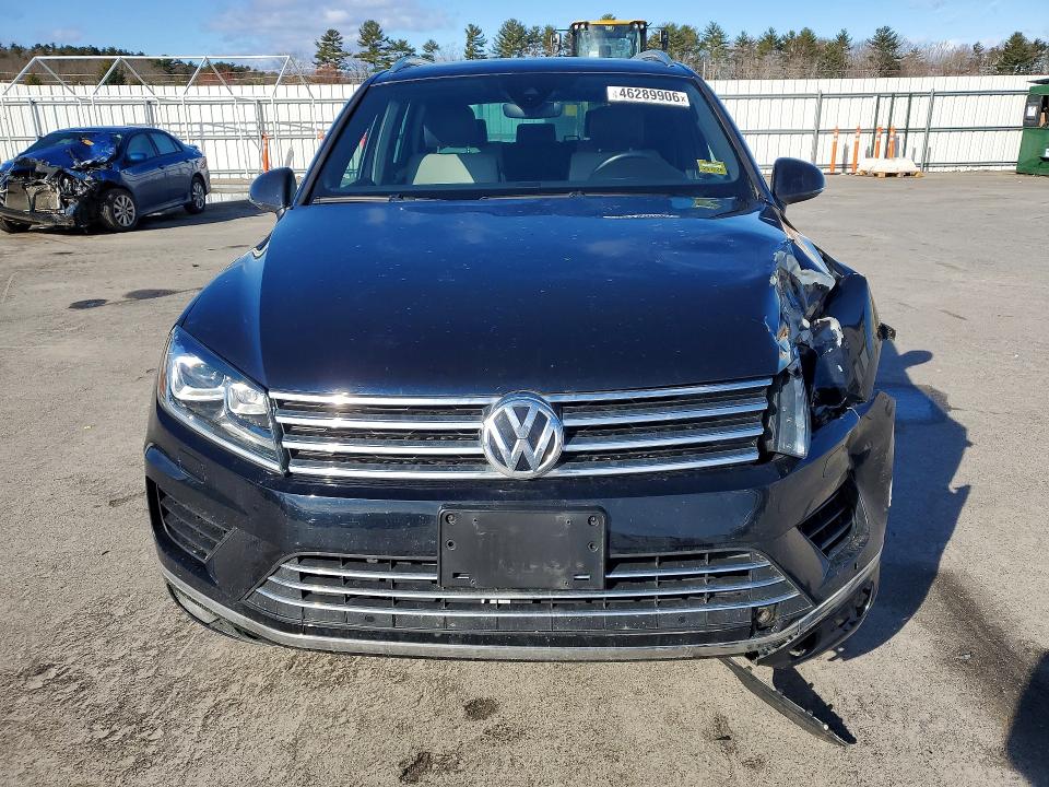 2017 Volkswagen Touareg VIN WVGRF7BP9HD003651 COPART salvage auction — FRONT END, Me - Cert Of Title-Salvage Collisio, sold $2,700 on 2026-07-15 (photo 5)