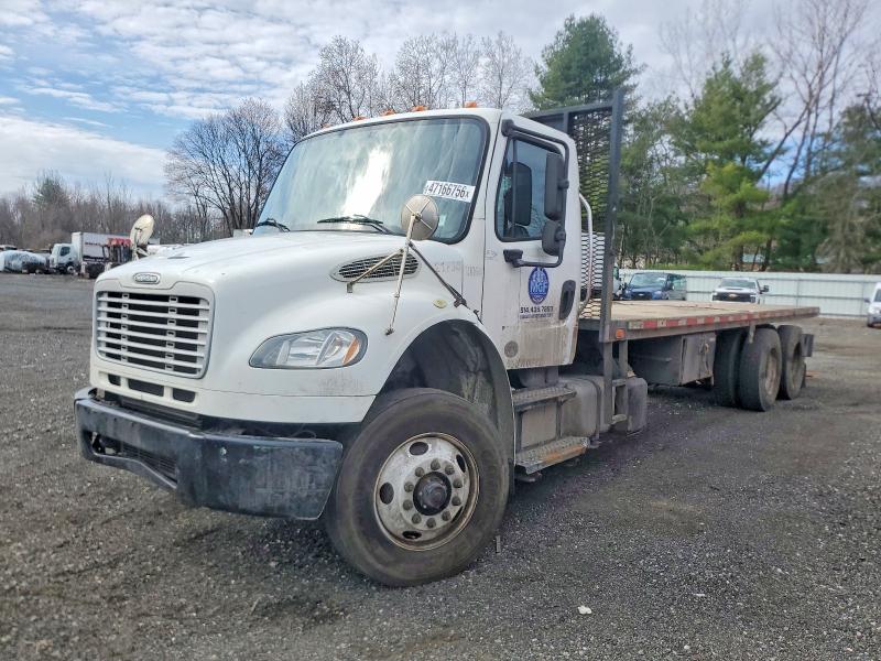 2017 Freigliner VIN 1FVHCYCY1HHJB2247 COPART salvage auction — UNDERCARRIAGE, WV - SALVAGE CERTIFICATE, sold $400 on 2026-07-30 (photo 2)