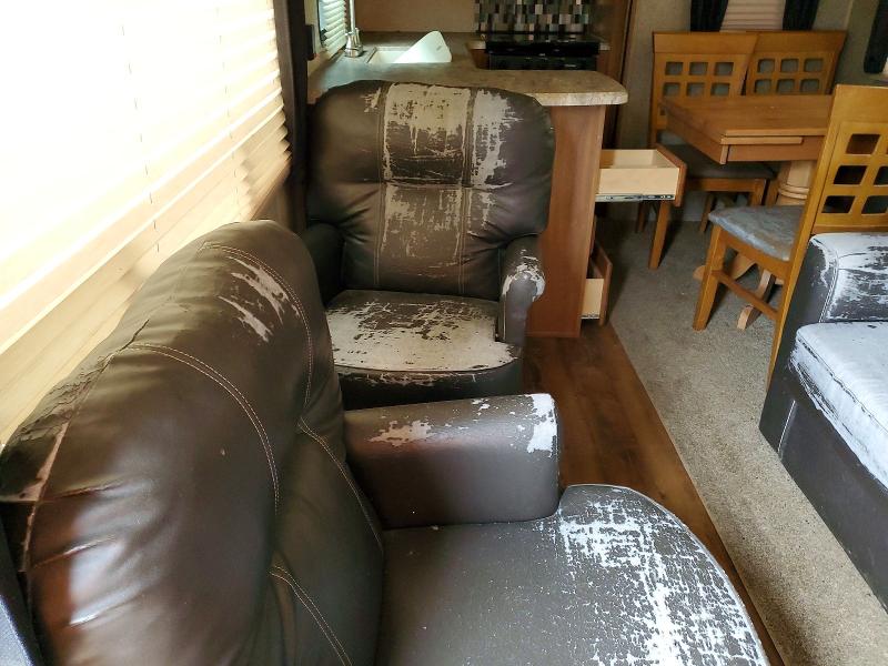 2018 Forest riv Forest riv VIN 5ZT2CATB0JU028201 COPART salvage auction — ALL OVER, AR - CERTIFICATE OF TITLE, sold $4,500 on 2026-07-14 (photo 6)
