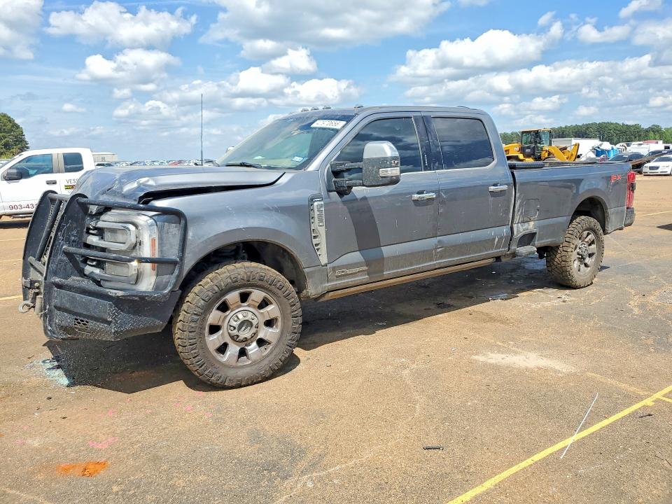 2024 Ford F-350 super duty VIN 1FT8W3BT5REF17160 — COPART salvage auction photo
