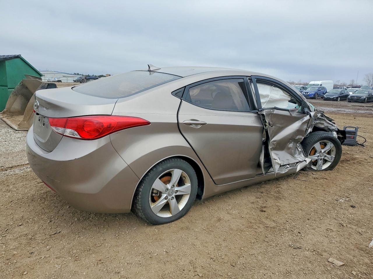 2013 Hyundai Elantra VIN 5NPDH4AE6DH387772 COPART salvage auction — Side, IL - SALVAGE CERTIFICATE, sold $425 on 2026-07-02 (photo 3)