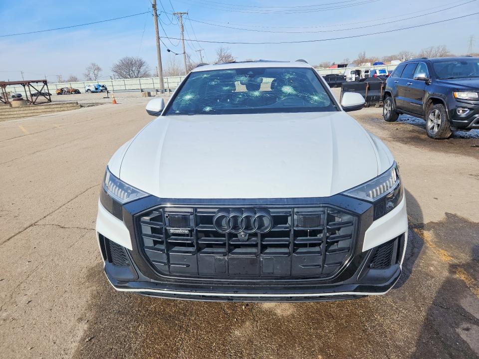 2019 Audi Q8 VIN WA1FVAF18KD007849 COPART salvage auction — HAIL, Il - Salvage Certificate, sold $13,200 on 2026-07-03 (photo 5)
