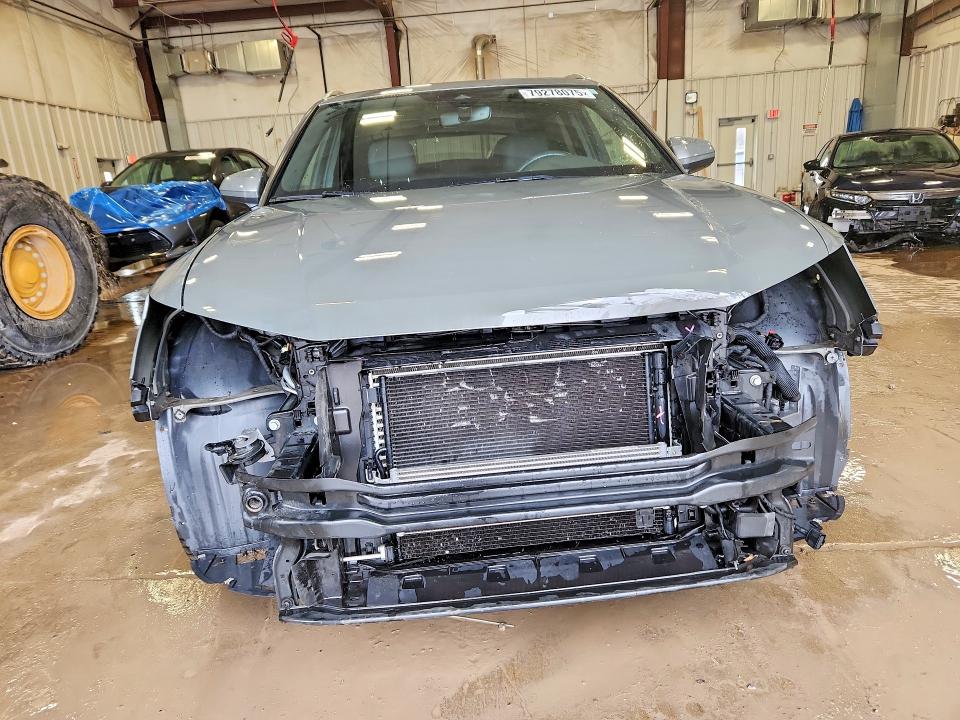 2021 Audi Q3 VIN WA1DECF39M1017816 COPART salvage auction — FRONT END, Wi - Cert Of Title-Salvage Vehicle, sold $9,600 on 2026-07-13 (photo 5)