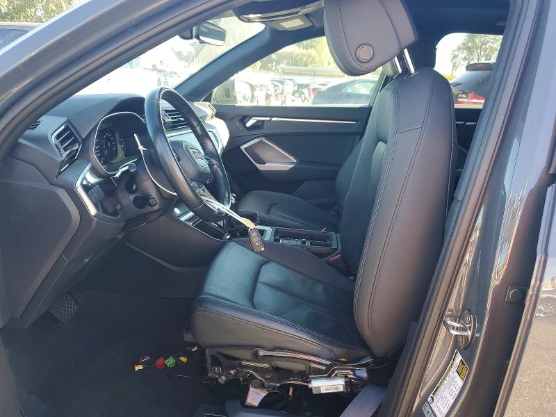 2020 Audi Q3 VIN WA1AECF3XL1111530 COPART salvage auction — SIDE, Salvage Title, sold $300 on 2026-07-24 (photo 7)