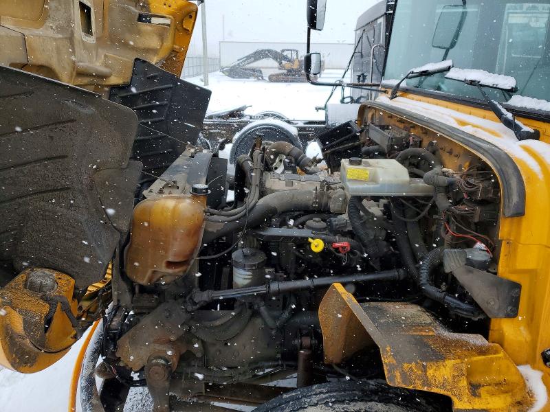 2014 Ic VIN 4DRBUAAPXEB016602 COPART salvage auction — MINOR DENT/SCRATCHES, On - Permit No Brand - Unfit, sold $2,500 on 2026-07-30 (photo 7)