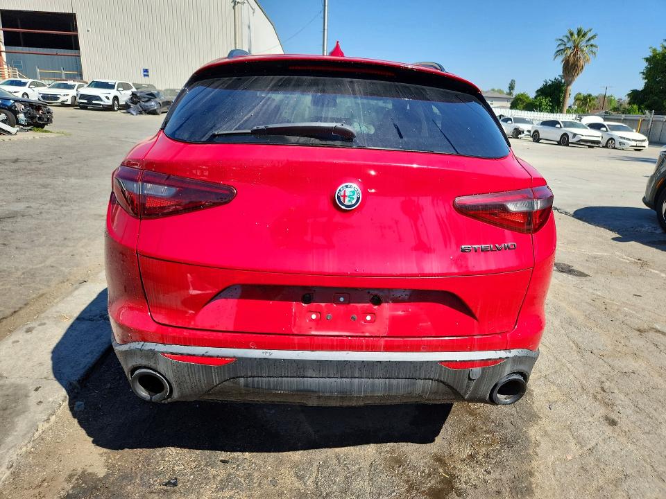 2019 Alfa romeo Stelvio VIN ZASPAJAN8K7C69358 COPART salvage auction — FRONT END, CA - LIEN PAPERS-CLEAN OR AC, sold $1,050 on 2026-07-21 (photo 6)