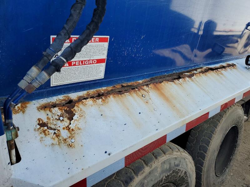 2010 Mack Leu613 VIN 1M2AU02C4AM003408 COPART salvage auction — SIDE, FL - CERTIFICATE OF DESTRUCTION, sold $900 on 2026-09-04 (photo 9)