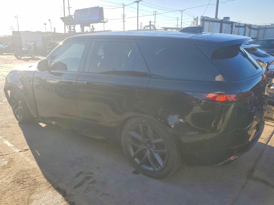 2023 Land rover Range rover sport VIN SAL1L9FU9PA124520 COPART salvage auction — FRONT END, Tx - Dis/Dlr/Exp Only Salvage Title, sold $31,500 on 2026-07-29 (photo 2)