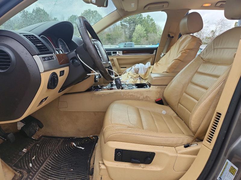2008 Volkswagen Touareg VIN WVGBE77L28D004943 COPART salvage auction — FRONT END, Nc - Salvage Certificate Of Title, sold $225 on 2026-07-07 (photo 7)
