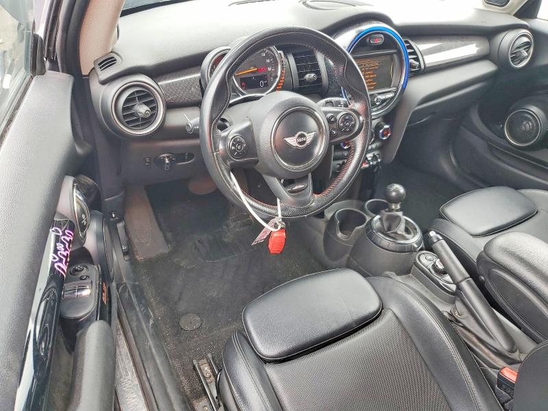 2015 Mini Cooper VIN WMWXP7C51F2A35511 COPART salvage auction — REAR END, Fl - Cert Of Title Slvg Rebuildable, sold $1,500 on 2026-08-03 (photo 8)