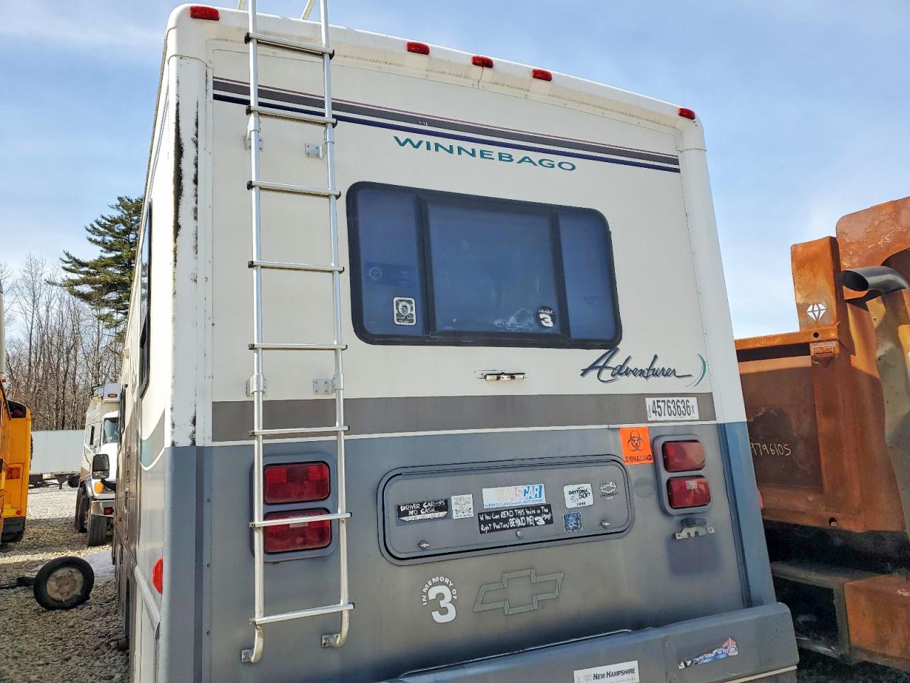 1997 Chevrolet Motorhome VIN 1GBLP37JXV3303886 COPART salvage auction — Minor Dent/Scratches, CT - CERTIFICATE OF TITLE, sold $5 on 2026-07-07 (photo 9)