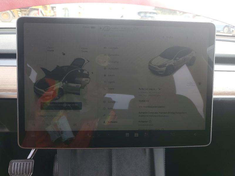 2024 Tesla Model y VIN 7SAYGDEE5RF068757 COPART salvage auction — FRONT END, Salvage Title, sold $13,800 on 2026-07-14 (photo 9)