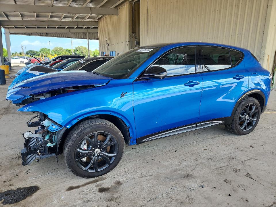 2024 Dodge Hornet VIN ZACPDFDW3R3A20021 COPART salvage auction — FRONT END, Salvage Title, sold $4,400 on 2026-08-04 (photo 1)