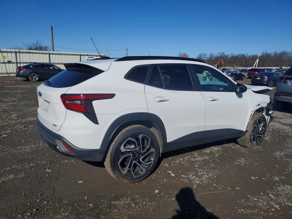 2025 Chevrolet Trax VIN KL77LJEP7SC028023 COPART salvage auction — FRONT END, Nj - Cert Of Title-Salvage, sold $375 on 2026-07-28 (photo 3)