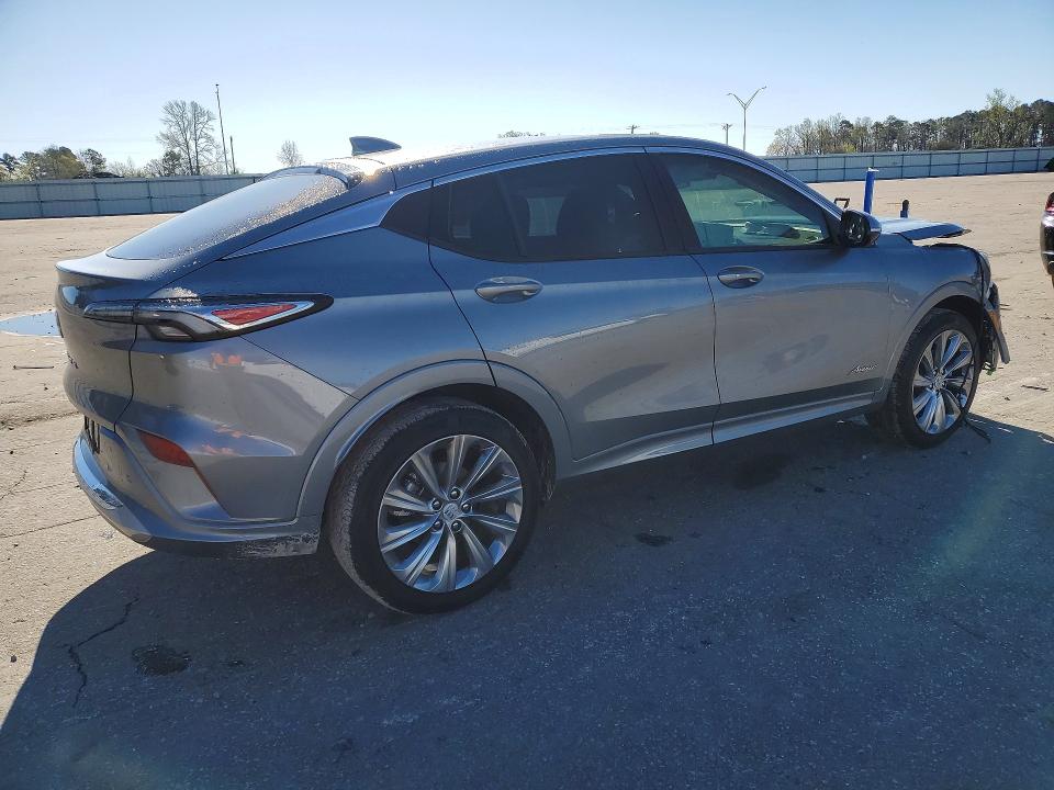 2025 Buick . VIN KL47LCEP9SB237326 COPART salvage auction — FRONT END, NC - SALVAGE CERTIFICATE OF TITLE, sold $4,400 on 2026-07-23 (photo 3)