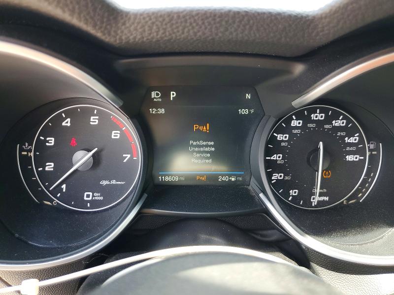 2018 Alfa romeo Stelvio VIN ZASFAKNN1J7B72951 COPART salvage auction — NORMAL WEAR, Mt - Certificate Of Title, sold $8,400 on 2026-07-17 (photo 9)