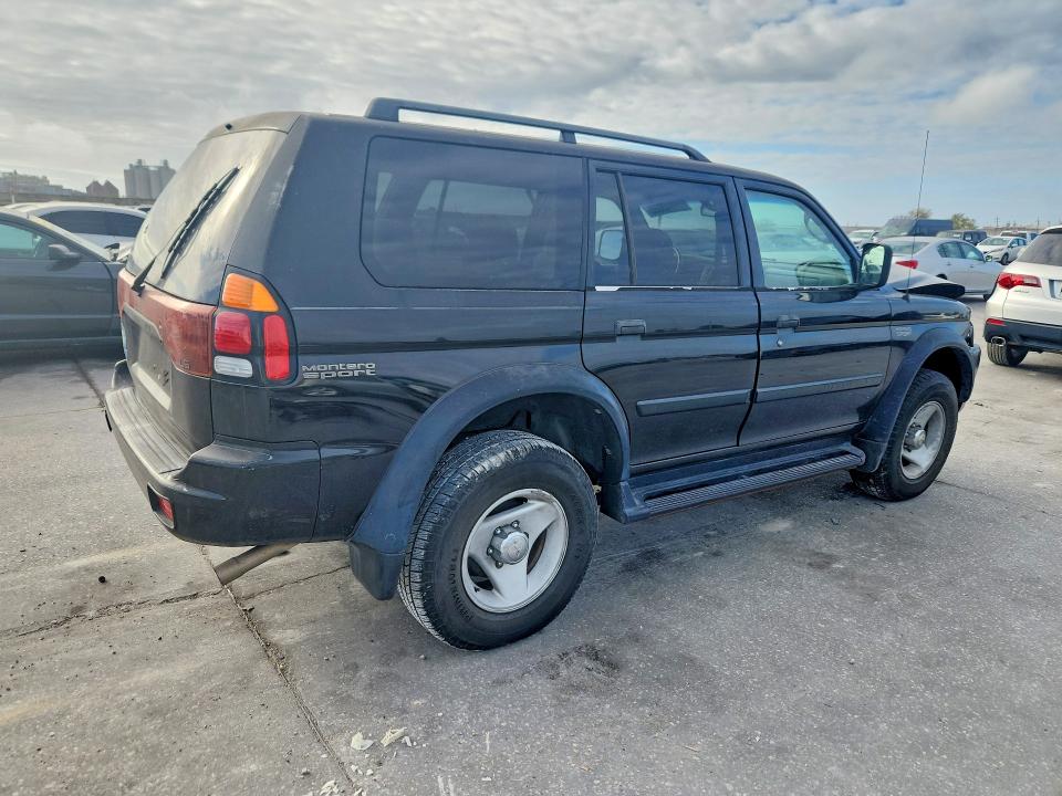 2001 Mitsubishi Montero VIN JA4LS21H91P002730 COPART salvage auction — FRONT END, La - Cert Of Title-Salvage, sold $70 on 2026-07-22 (photo 3)