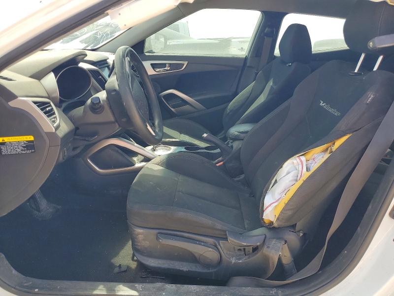 2016 Hyundai Veloster VIN KMHTC6AD7GU275517 COPART salvage auction — REAR END, Tx - Salvage Vehicle Title, sold $175 on 2026-07-09 (photo 7)
