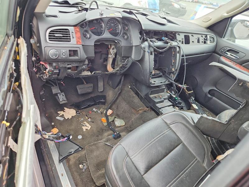 2007 Chevrolet Tahoe VIN 1GNFC13067R265151 COPART salvage auction — VANDALISM, Ca - Salvage Certificate, sold $50 on 2026-07-27 (photo 8)