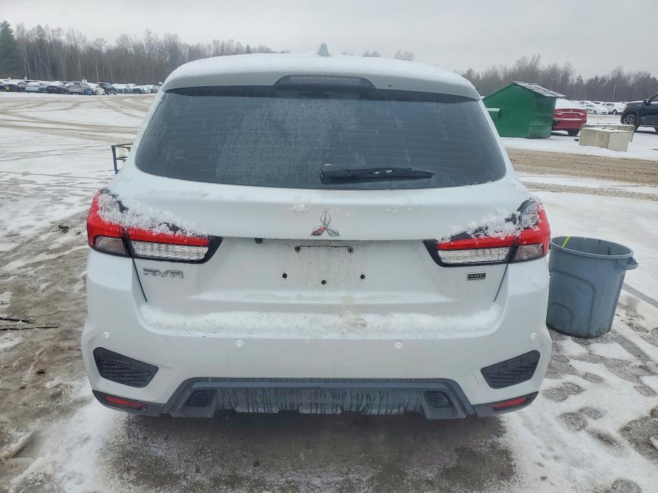2022 Mitsubishi Rvr VIN JA4AJUAU6NU602681 COPART salvage auction — ENGINE BURN, ON - NO TITLE AVAILABLE, sold $2,650 on 2026-07-14 (photo 6)