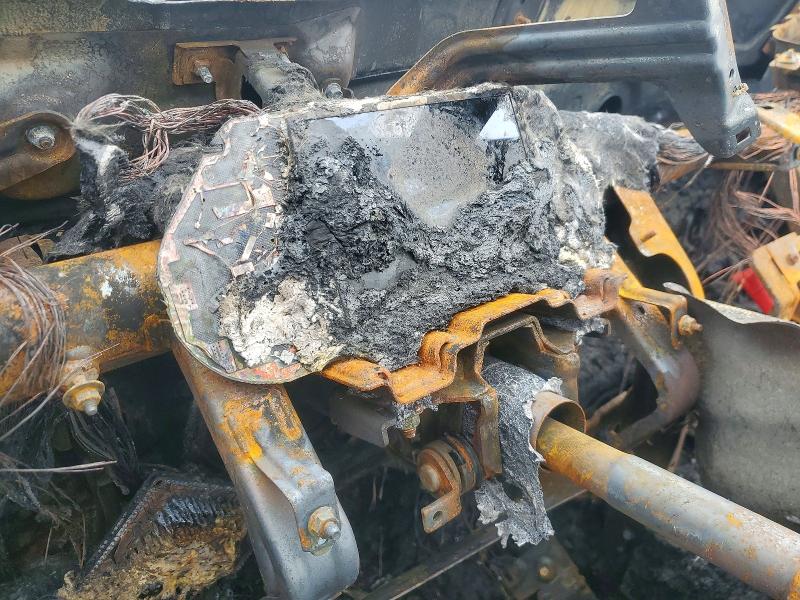 2016 Kia Sorento VIN 5XYPH4A55GG099234 COPART salvage auction — BURN, Ny - Mv-907A Salvage Certificate, sold $80 on 2026-07-27 (photo 9)