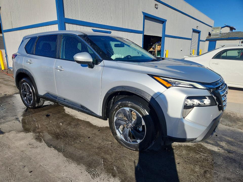 2025 Nissan Rogue VIN 5N1BT3BB6SC794502 COPART salvage auction — FRONT END, AZ - CERTIFICATE OF TITLE (P), sold $450 on 2026-09-23 (photo 4)